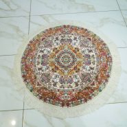 قالیچه دایره‌ای ۱ متری نقشه استاد خطیبی