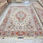 فرش ۶ متری نقشه خطیبی با چله نخ و گل ابریشم