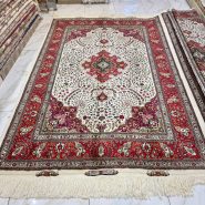 فرش ۶ متری نقشه گل کرمان با چله نخ و پشم نساجی