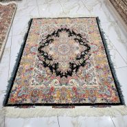 قالیچه ۳ متری خطیبی با ترنج ابریشم