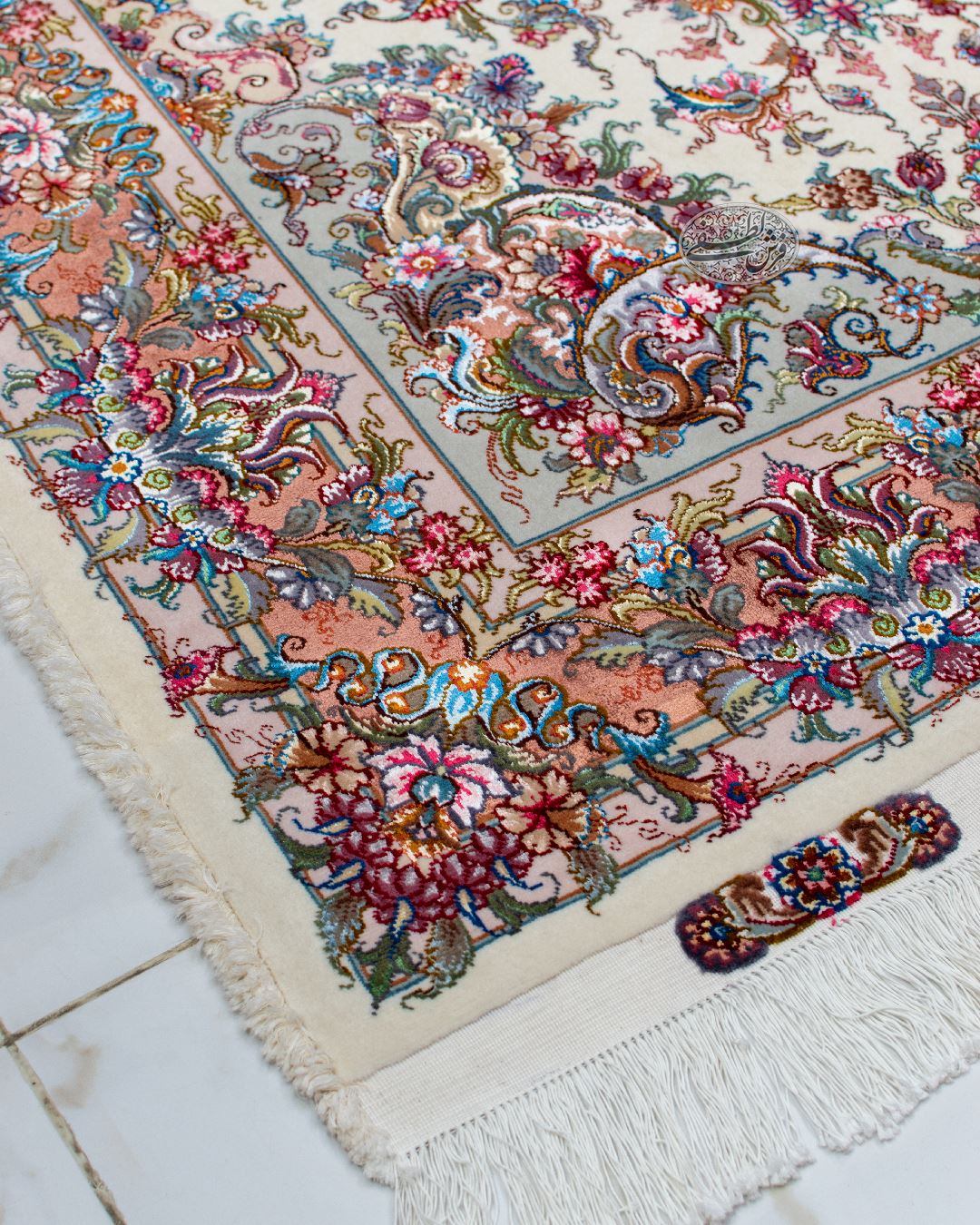 قالیچه دستباف خطیبی تبریز - 3 متری، گل ابریشم - Image 3