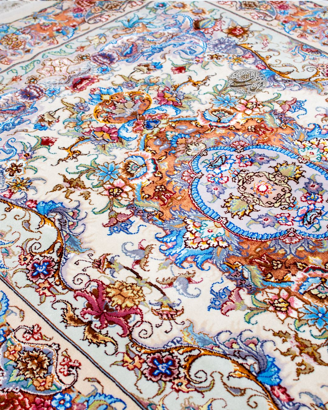 قالیچه 3 متری خطیبی 40 رج – درخشش ابریشم - Image 5